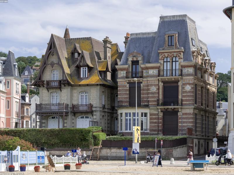 Luxury hotel room with ocean view, bright and airy, modern design